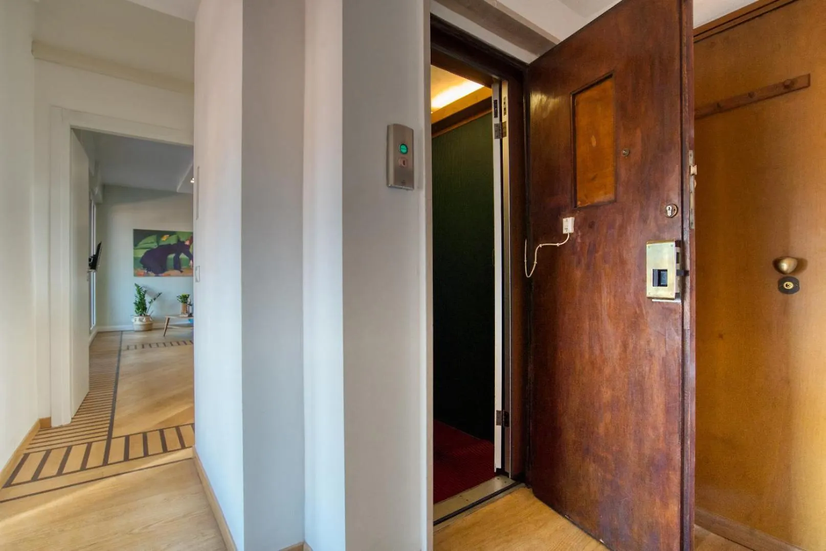 Spacious Penthouse With Panoramic Terrace - 20 Minutes From Duomo Milan Apartment